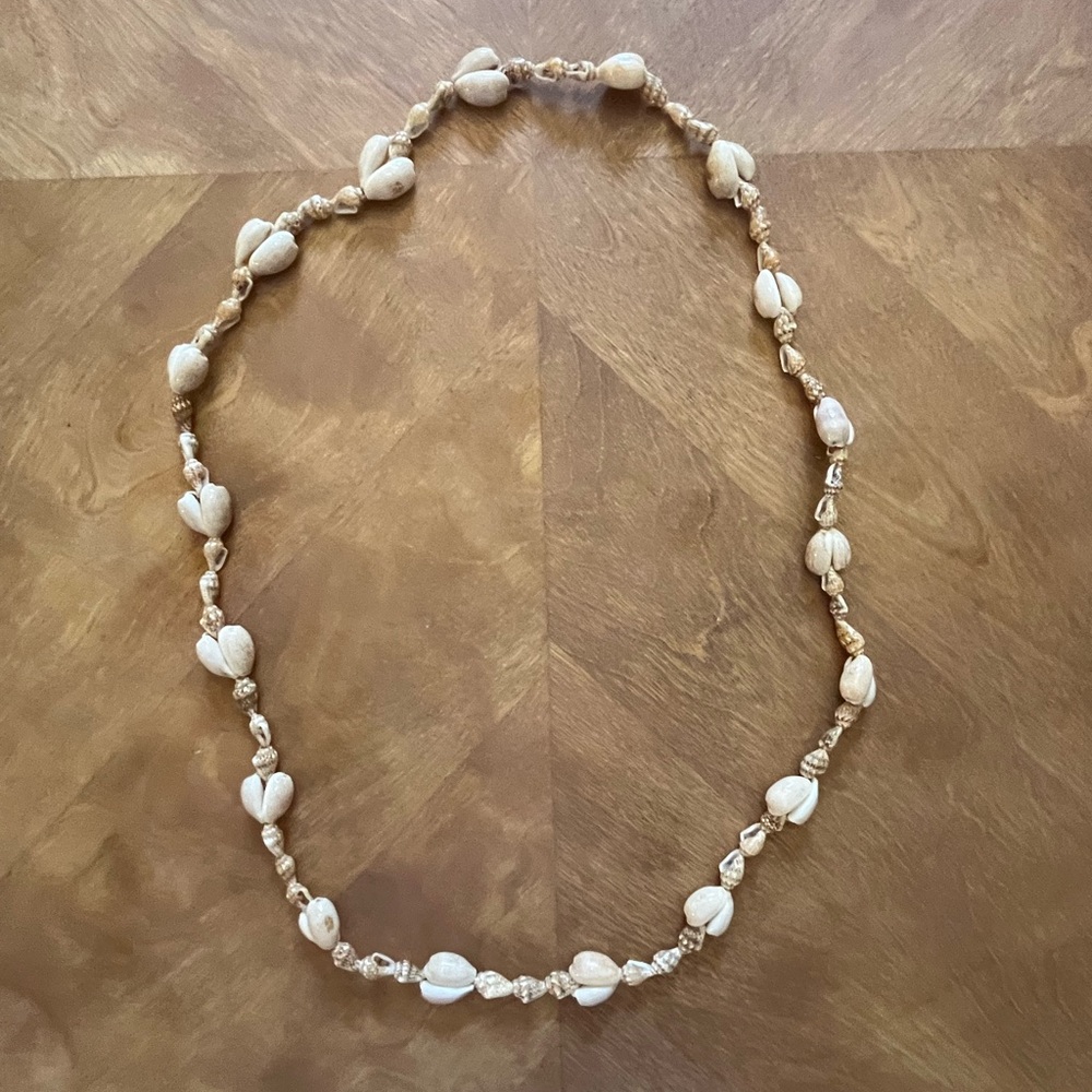 Natural Shell Beaded Necklace – Cream Tones – Boho Beach Jewelry
